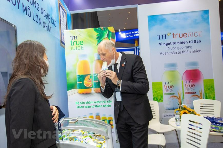 Đa số các đại biểu nhận xét các sản phẩm từ TH true MILK rất phù hợp với khẩu vị, hoàn toàn có thể sánh ngang với sản phẩm của nước ngoài.