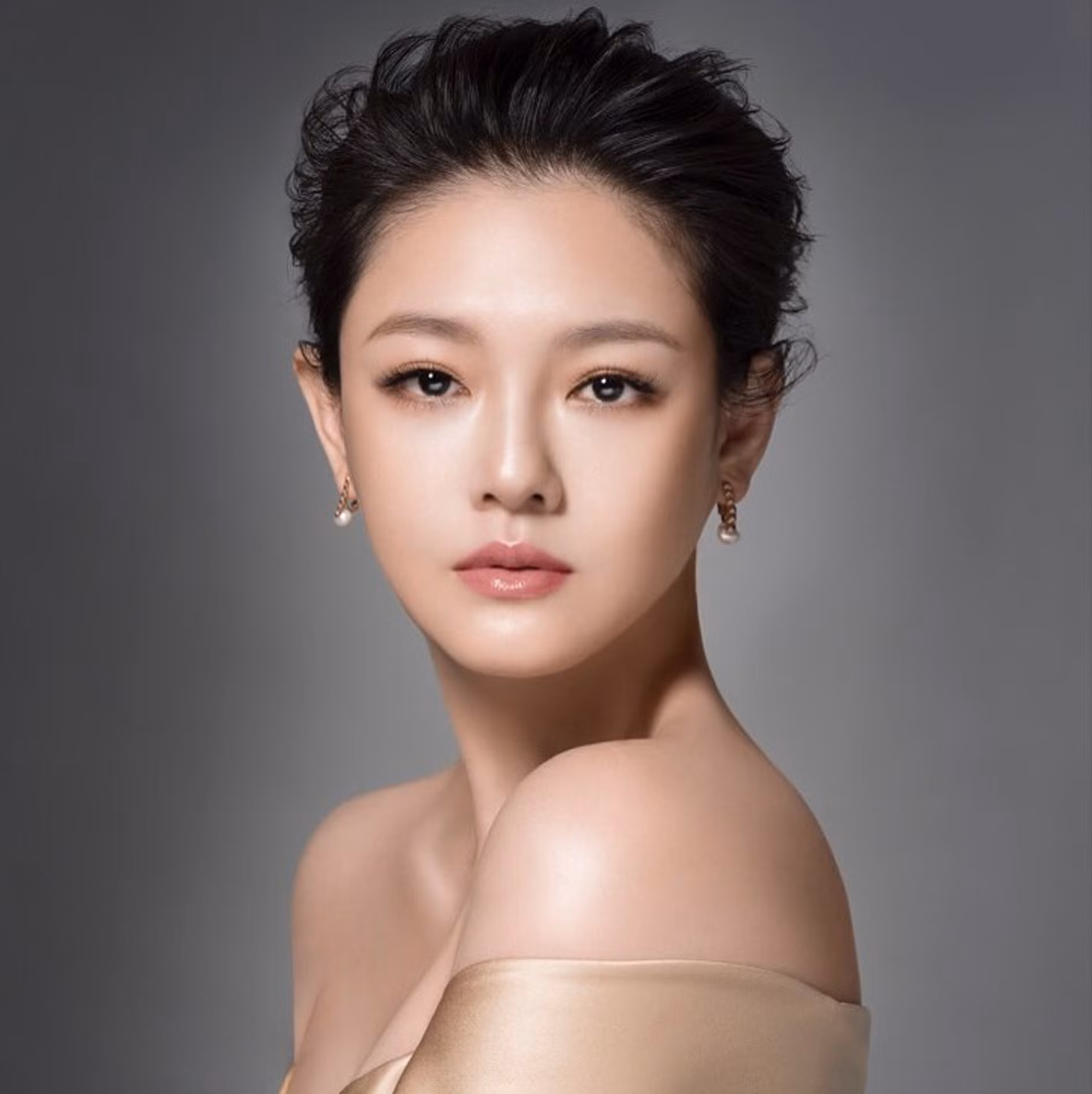 Từ Hy Viên qua đời tại Nhật Bản vì bệnh cúm mùa.