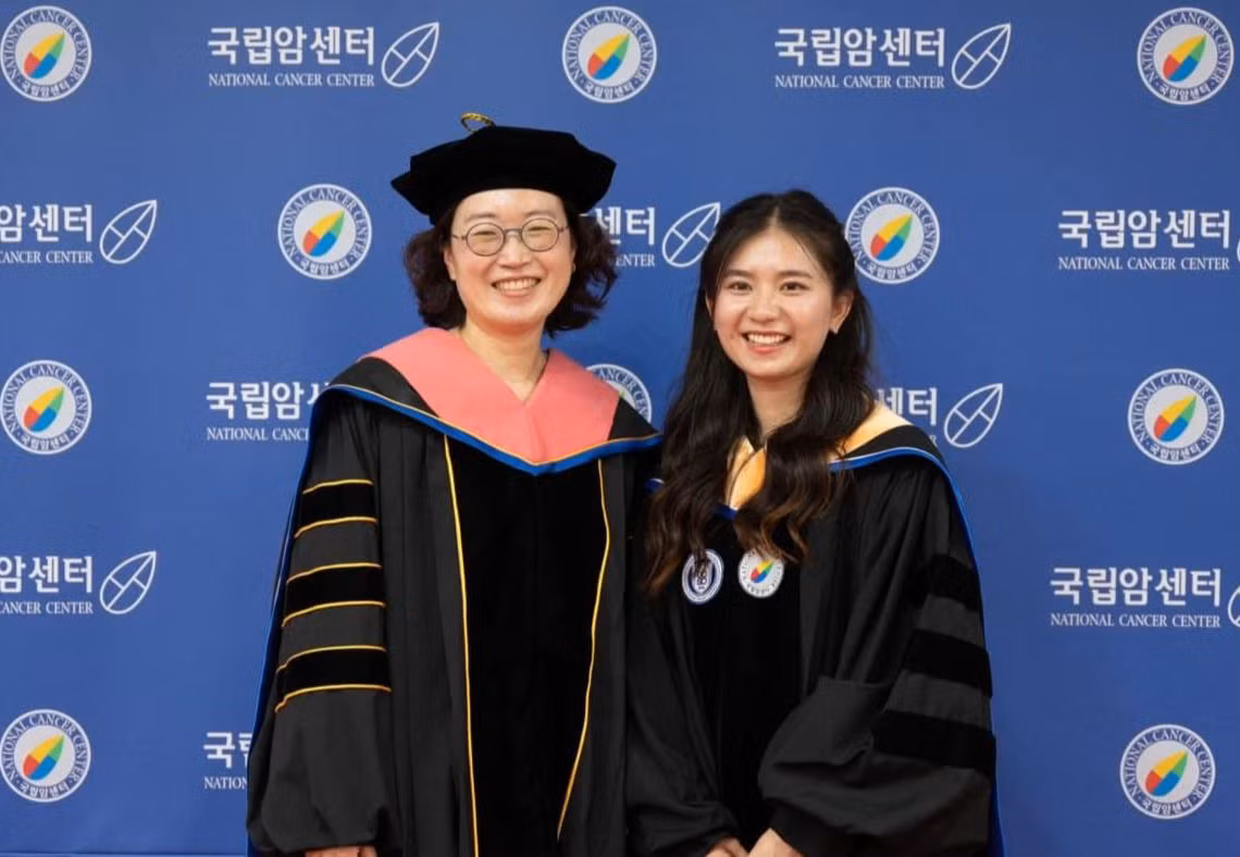 TS. Nguyễn Thị Huyền Trang - nghiên cứu dịch tễ học ung thư, y tế công cộng tại Viện Công nghệ Sinh học và Y sinh Hanyang, Đại học Hanyang, Seoul, Hàn Quốc. TS. Nguyễn Thị Huyền Trang - nghiên cứu dịch tễ học ung thư, y tế công cộng tại Viện Công nghệ Sinh học và Y sinh Hanyang, Đại học Hanyang, Seoul, Hàn Quốc.