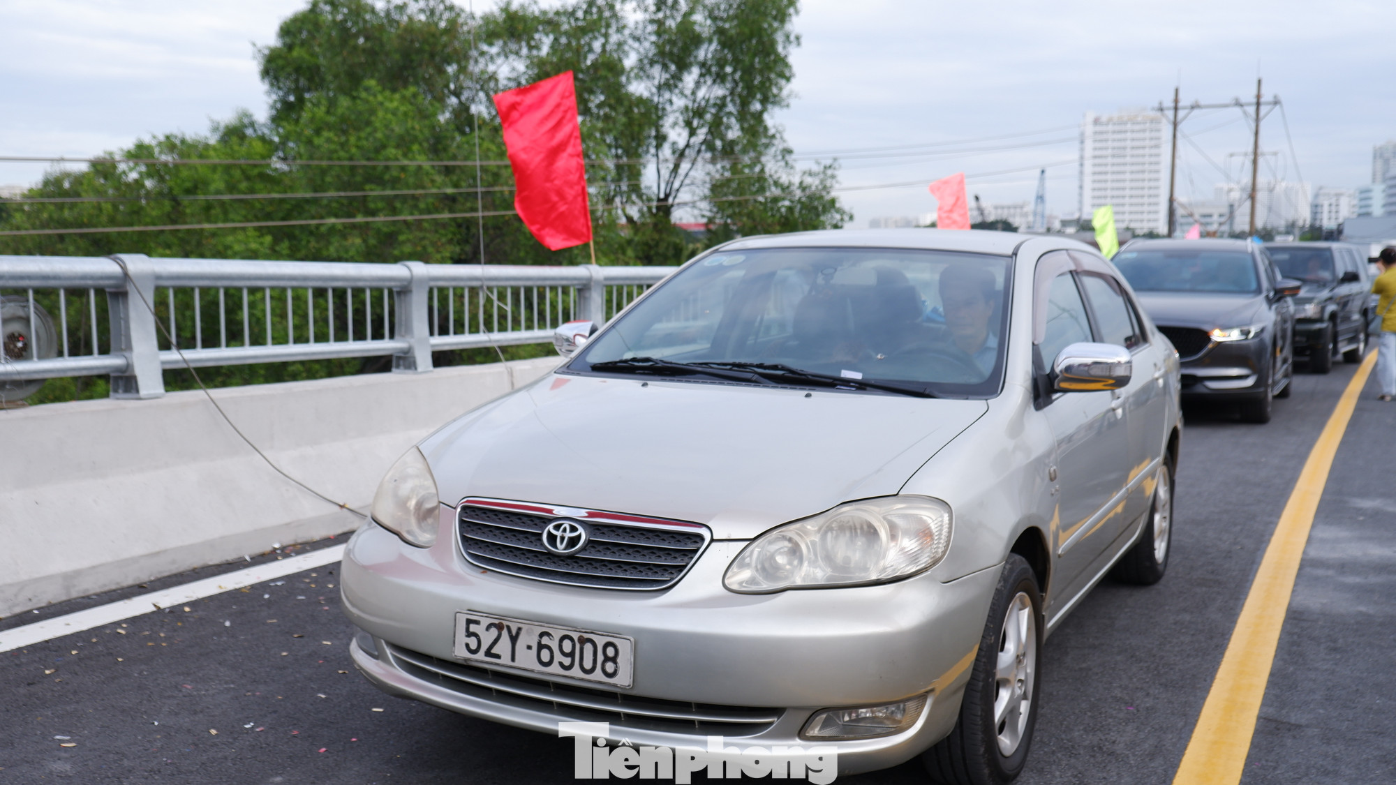 Một số hình ảnh về cầu Rạch Đỉa được thông xe vào sáng 28/11. Ảnh: Hữu Huy