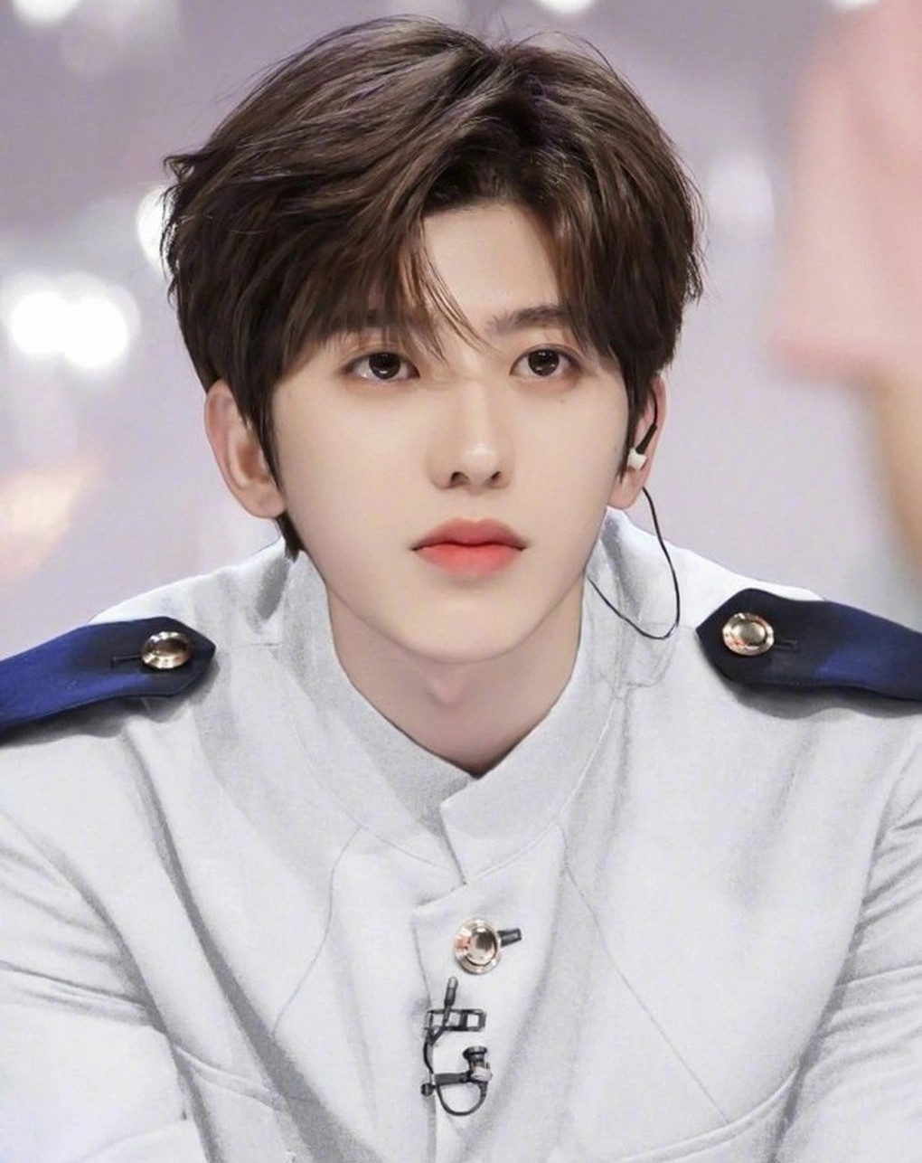 Thái Từ Khôn (trái) và Trần Phi Vũ đều sụp đổ hình tượng vì đời sống tình dục bê bối. Thái Từ Khôn (trái) và Trần Phi Vũ đều sụp đổ hình tượng vì đời sống tình dục bê bối.