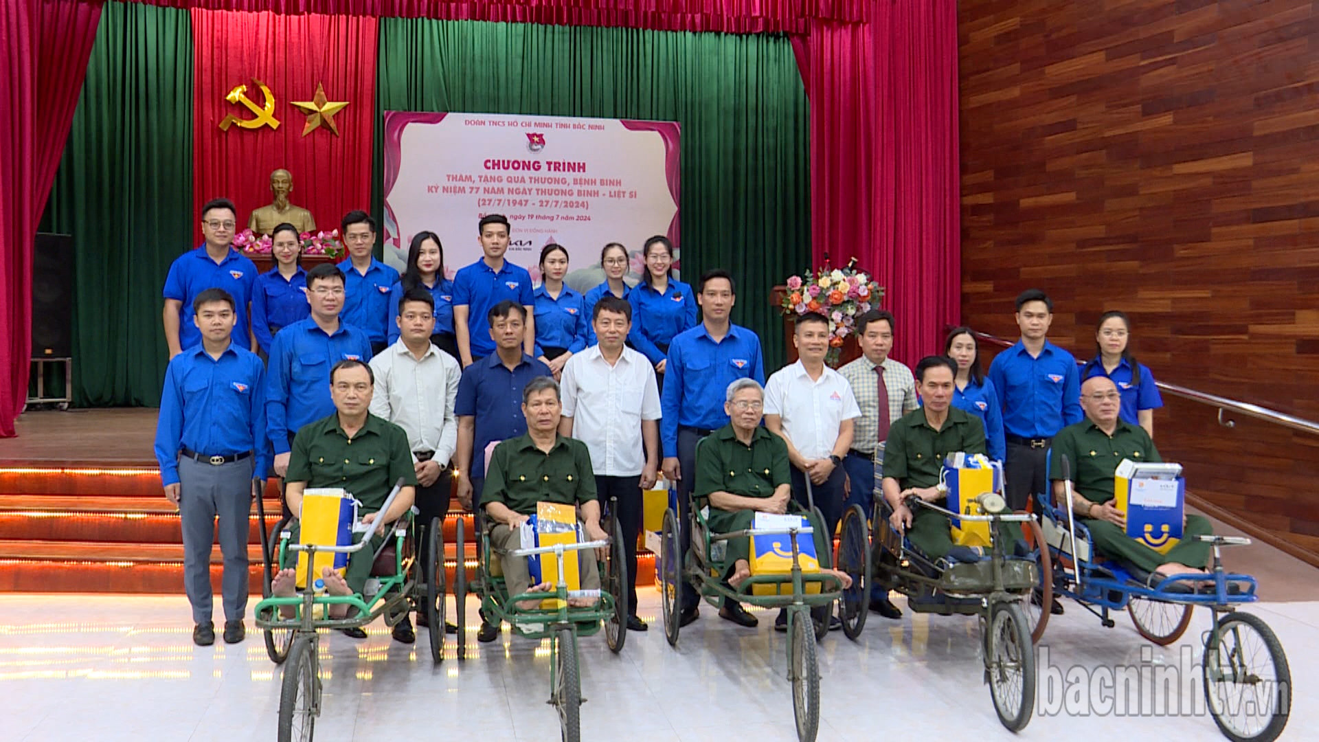 Tuổi trẻ Bắc Ninh tổ chức chương trình thăm, tặng quà cho các thương binh, bệnh binh tại Trung tâm Điều dưỡng thương binh Thuận Thành. Tuổi trẻ Bắc Ninh tổ chức chương trình thăm, tặng quà cho các thương binh, bệnh binh tại Trung tâm Điều dưỡng thương binh Thuận Thành.