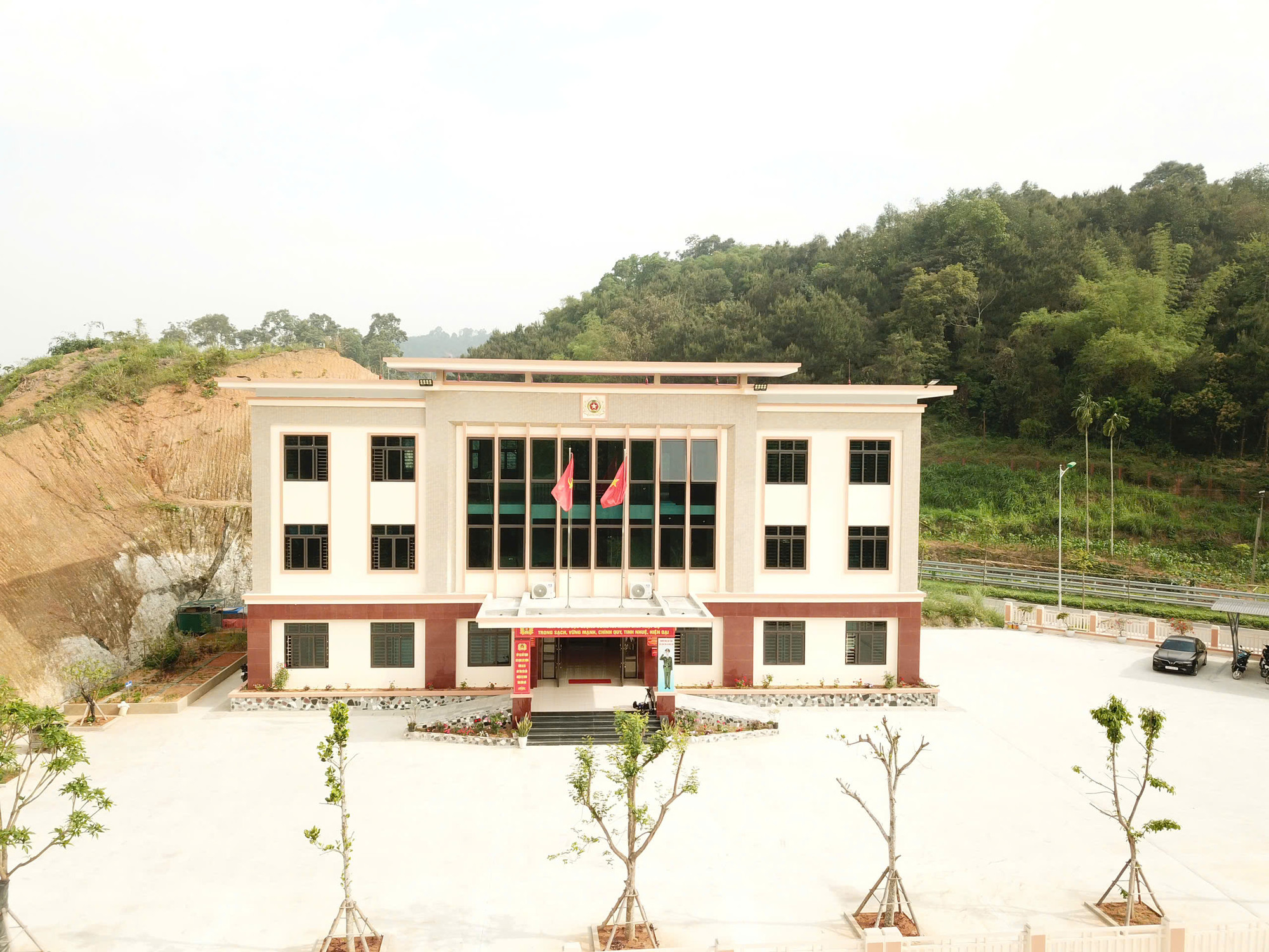 Trụ sở Công an xã Vạn Hòa Trụ sở Công an xã Vạn Hòa