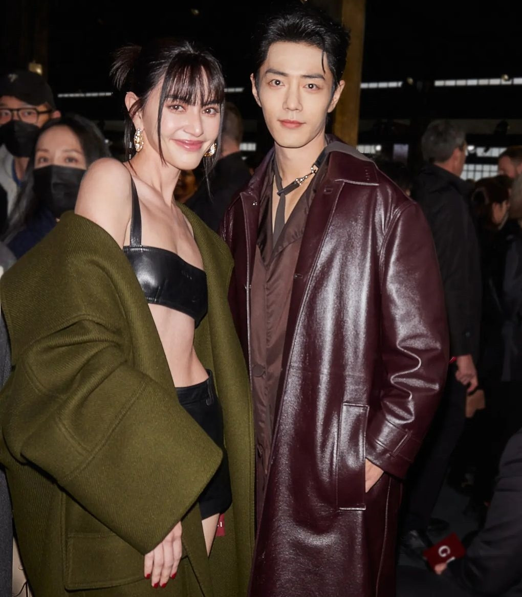 Mai Davika thể hiện rõ tình yêu với Trung Quốc nhằm lấy lòng khán giả Trung. Mai Davika thể hiện rõ tình yêu với Trung Quốc nhằm lấy lòng khán giả Trung.