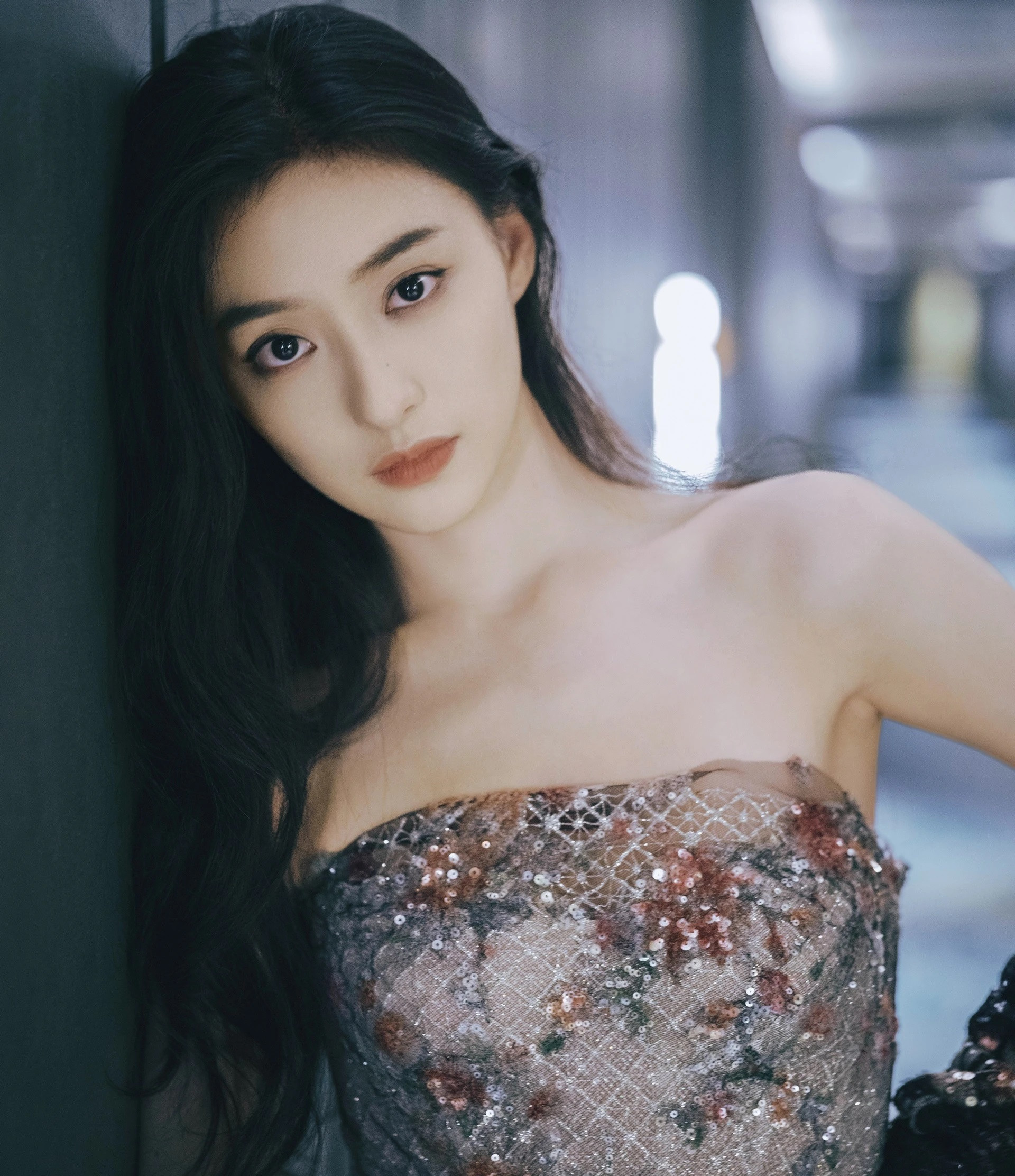 Hồ Liên Hinh vốn được đánh giá là gương mặt mới triển vọng nhất trong lứa tiểu hoa đán 10X. Hồ Liên Hinh vốn được đánh giá là gương mặt mới triển vọng nhất trong lứa tiểu hoa đán 10X.