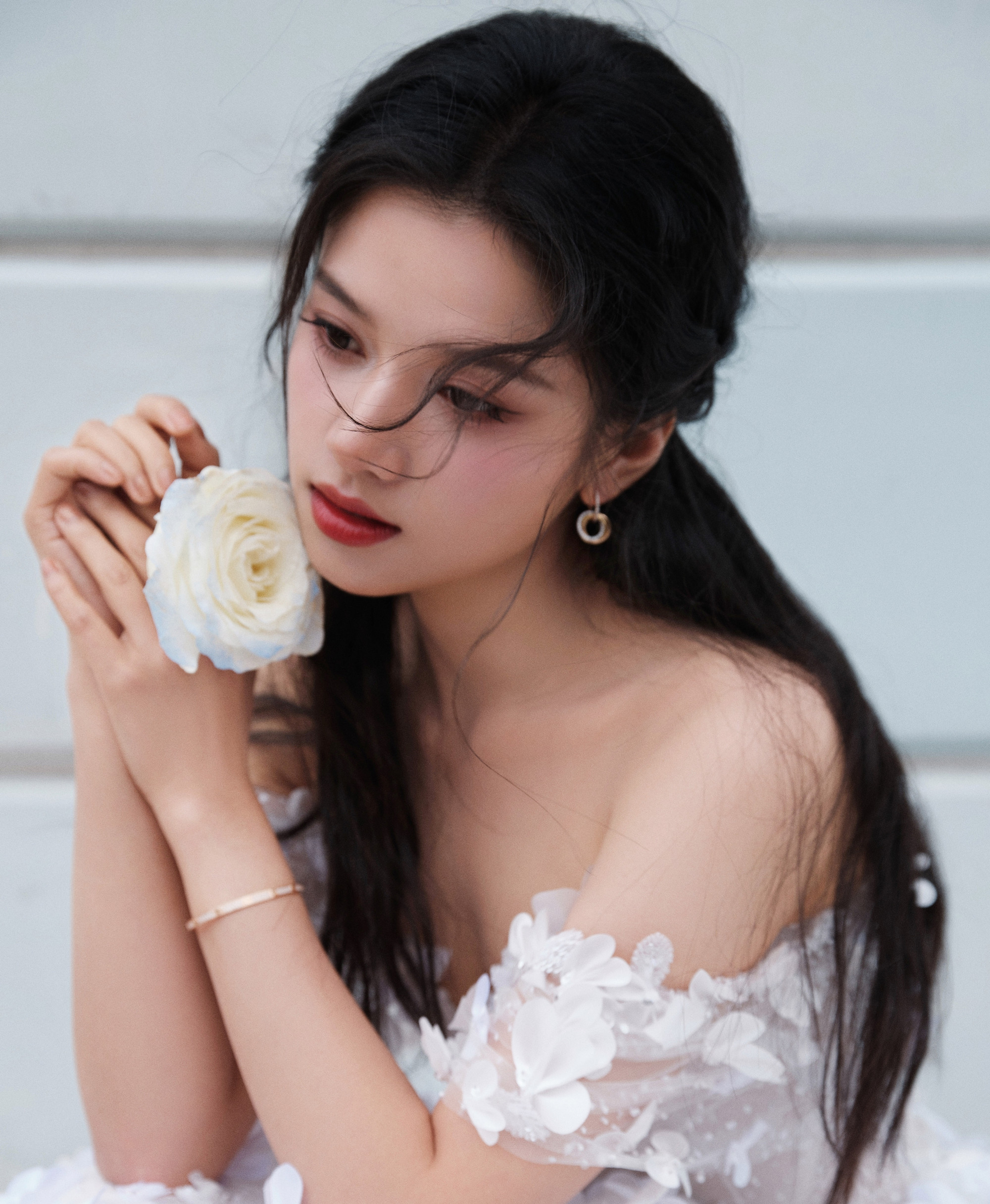 Trương Tịnh Nghi sự nghiệp thuận lợi vì là học trò cưng của Châu Tấn, Trần Khôn.