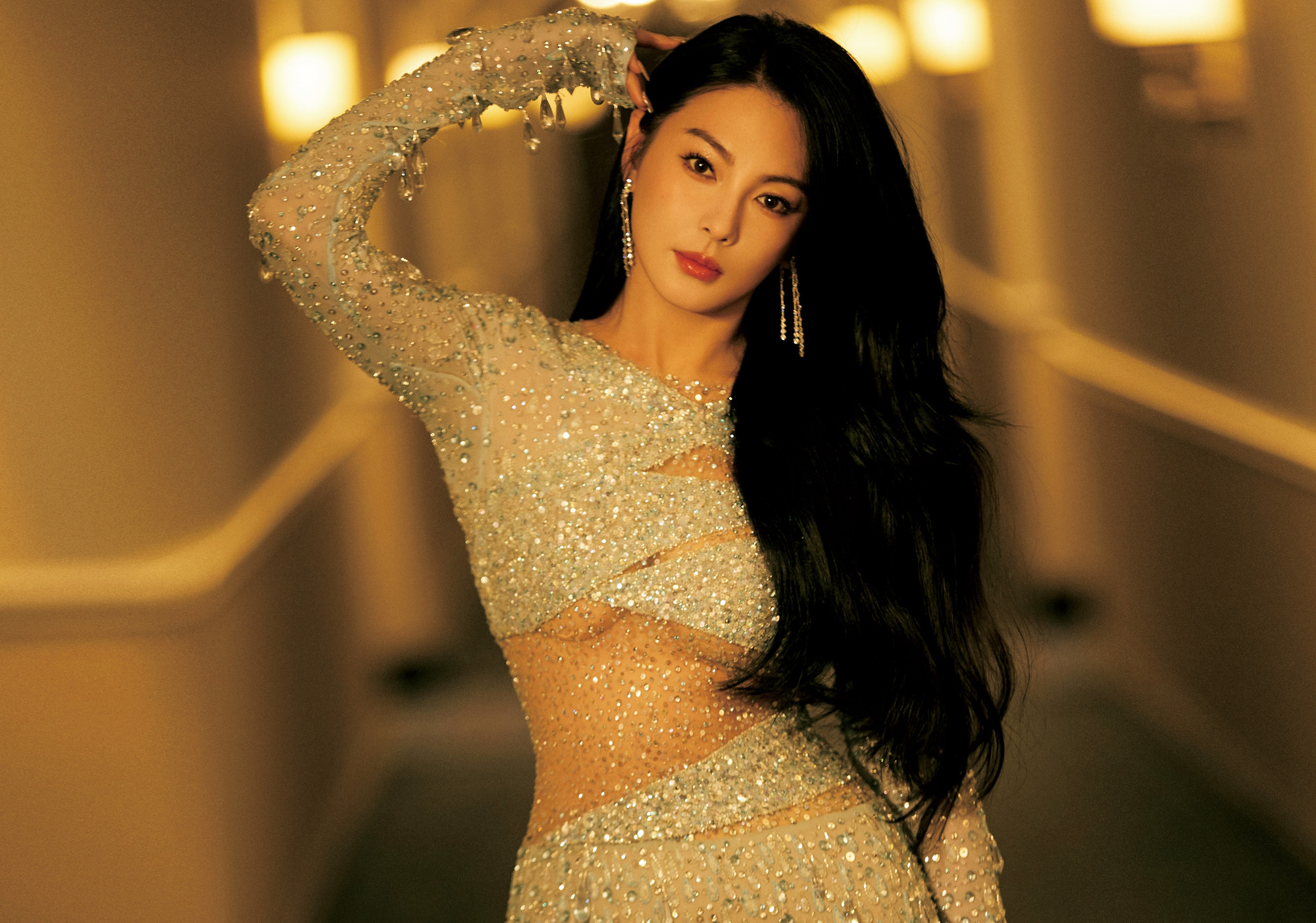 Trương Vũ Kỳ có vóc dáng nóng bỏng, đẹp tựa Song Hye Kyo. Trương Vũ Kỳ có vóc dáng nóng bỏng, đẹp tựa Song Hye Kyo.