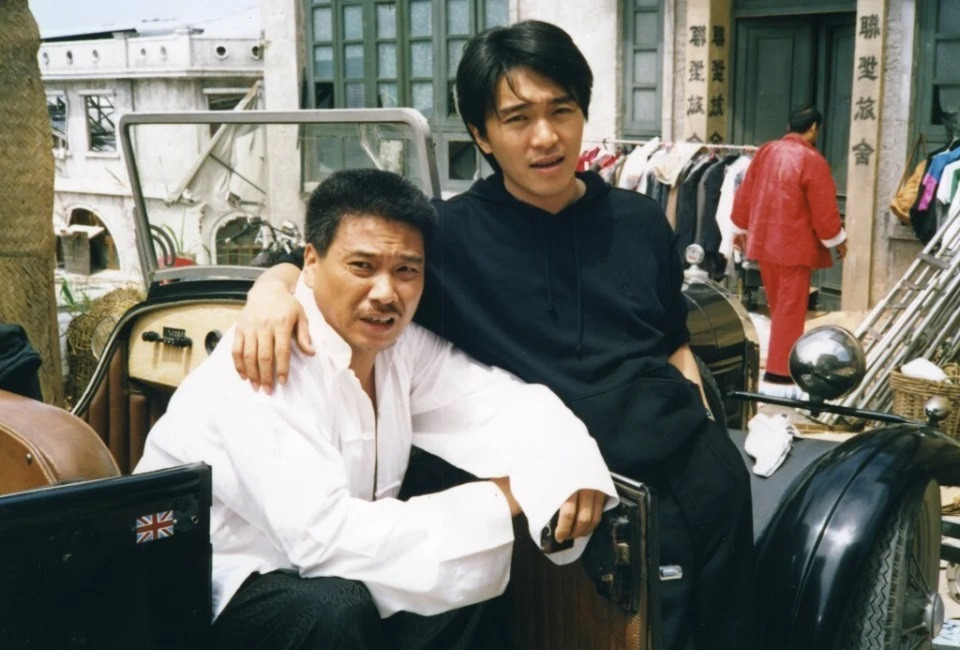 Vương Tinh cho rằng Châu Tinh Trì không coi Ngô Mạnh Đạt là bạn thân. Vương Tinh cho rằng Châu Tinh Trì không coi Ngô Mạnh Đạt là bạn thân.