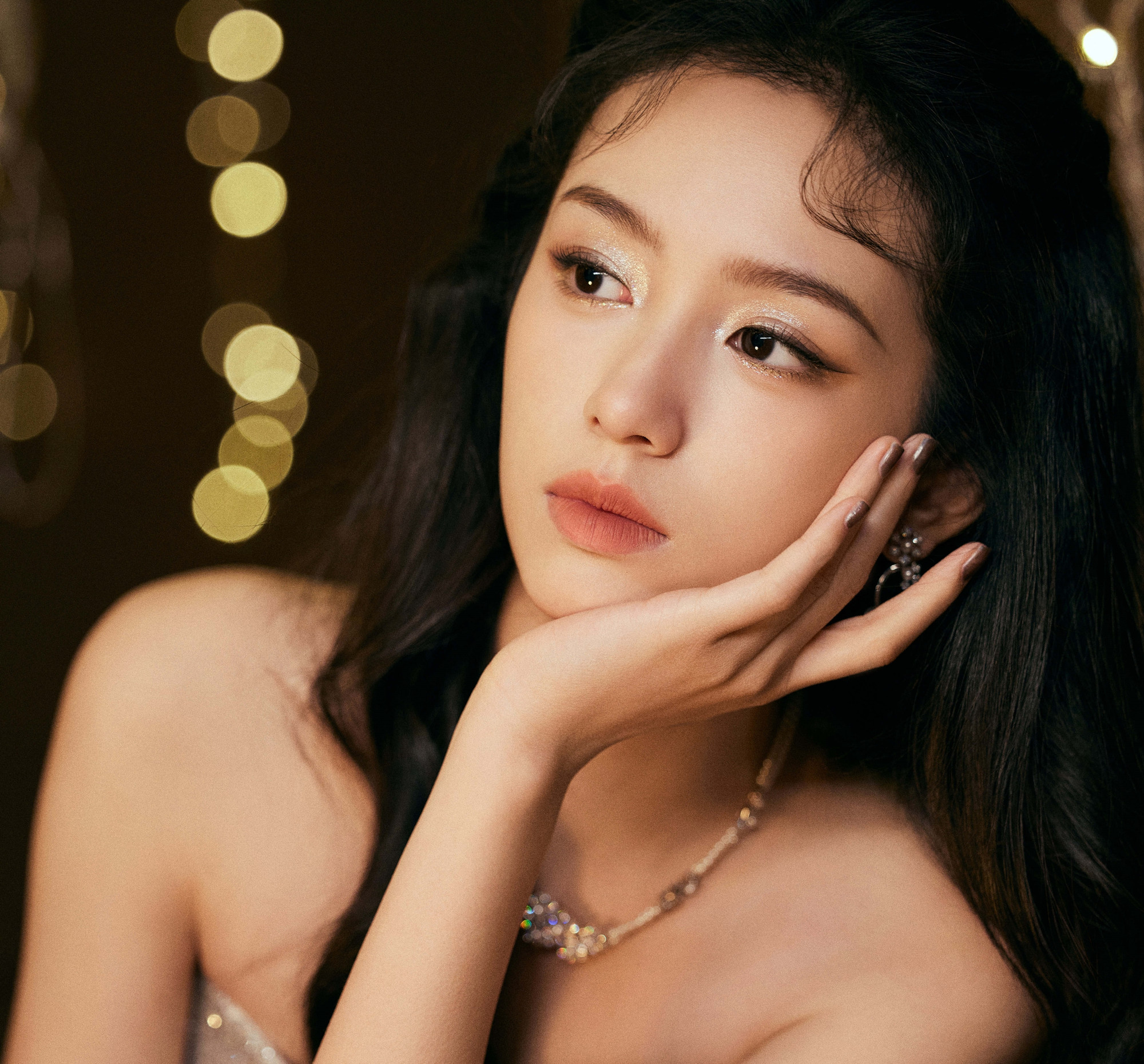 Châu Dã được đại hoa đán Lý Băng Băng dốc sức lăng xê.