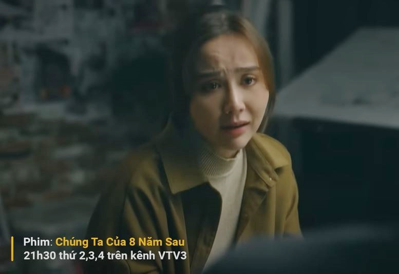 Ông Quảng lặng người trước những lời trách móc nặng nề, sự nghi ngờ mà con gái dành cho mình.