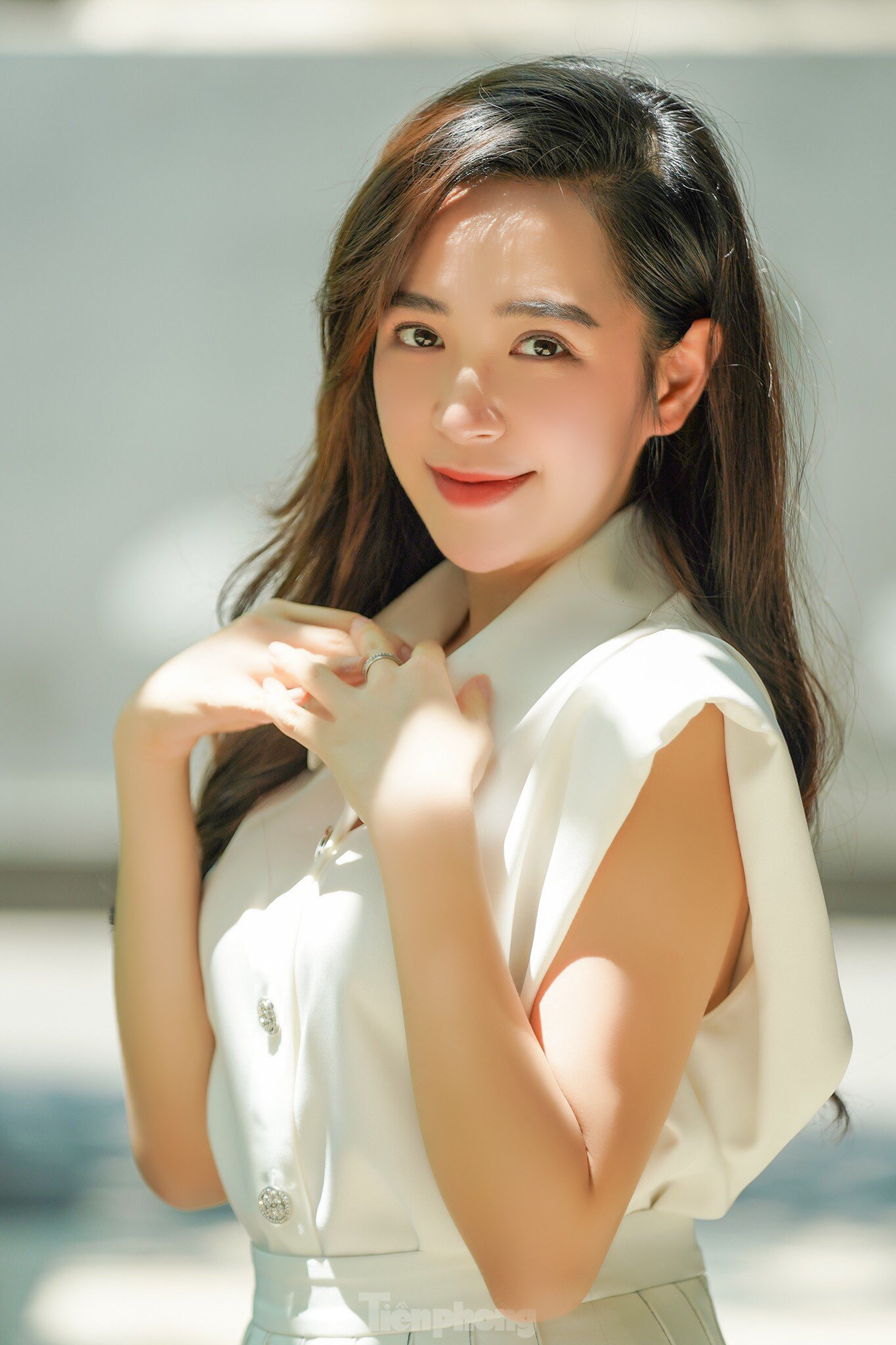 Vai Son giúp Kim Oanh có thêm nhiều kinh nghiệm trước khi bước vào hôn nhân. Ảnh: PHẠM NGUYỄN.