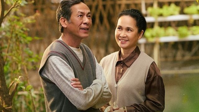 Vai mẹ chồng không còn tai quái của NSND Lan Hương phim Gia đình mình vui bất thình lình. Vai mẹ chồng không còn tai quái của NSND Lan Hương phim Gia đình mình vui bất thình lình.