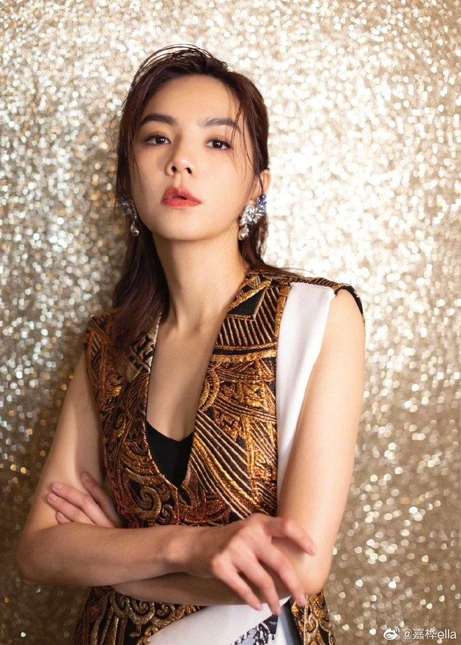 Chi Pu đứng chung sân khấu, đối đầu với nhiều sao nổi tiếng của Trung Quốc, Hàn Quốc... Chi Pu đứng chung sân khấu, đối đầu với nhiều sao nổi tiếng của Trung Quốc, Hàn Quốc...