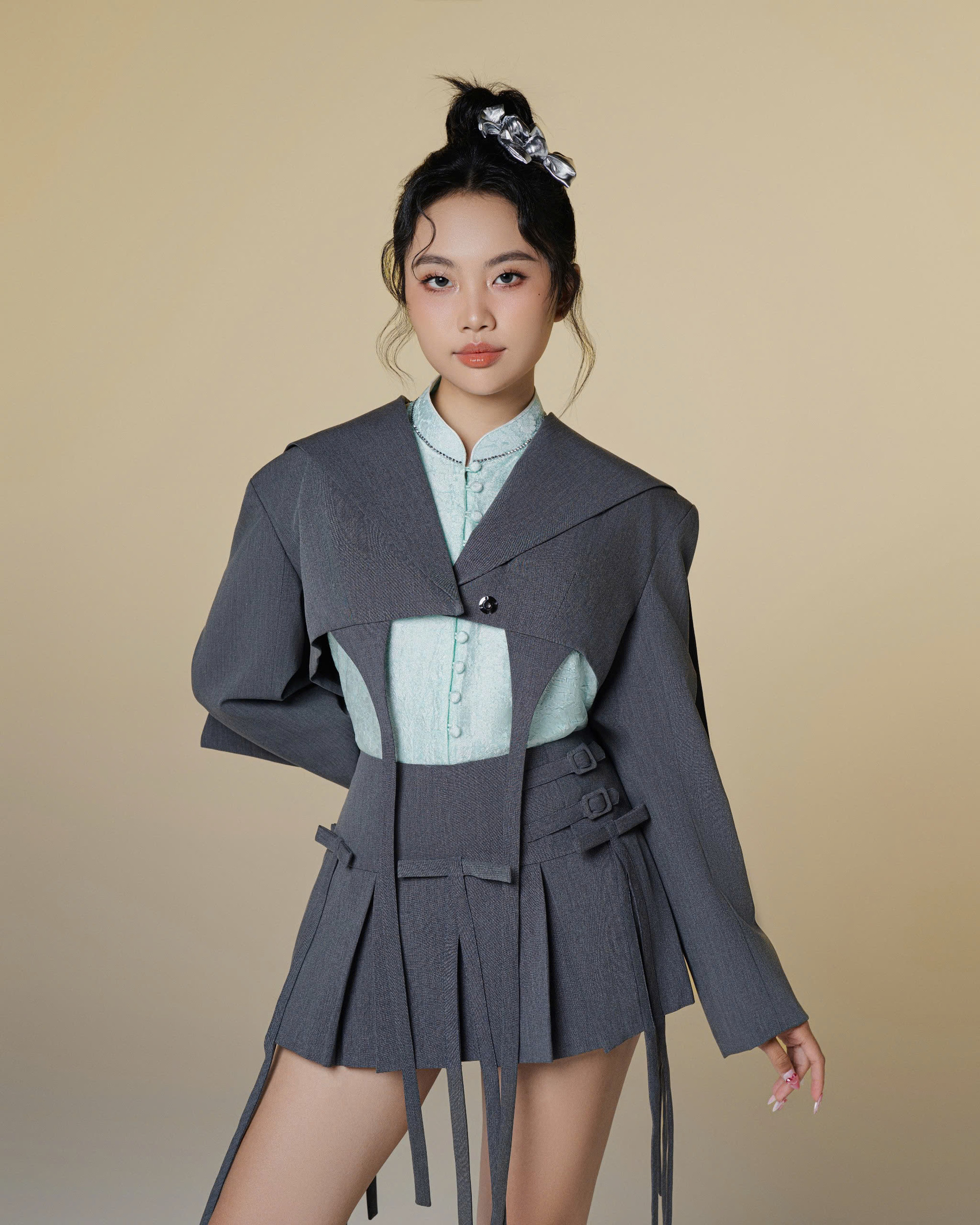 Với những giải thưởng uy tín về chuyên môn và tinh thần không ngừng cống hiến vì cộng đồng, Phương Mỹ Chi có tên trong Top 19 đề cử Gương mặt trẻ Việt Nam tiêu biểu 2024. Với những giải thưởng uy tín về chuyên môn và tinh thần không ngừng cống hiến vì cộng đồng, Phương Mỹ Chi có tên trong Top 19 đề cử Gương mặt trẻ Việt Nam tiêu biểu 2024.