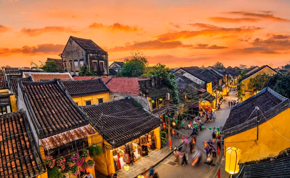 Hội An gây tranh cãi khi thông báo thu phí khách du lịch.