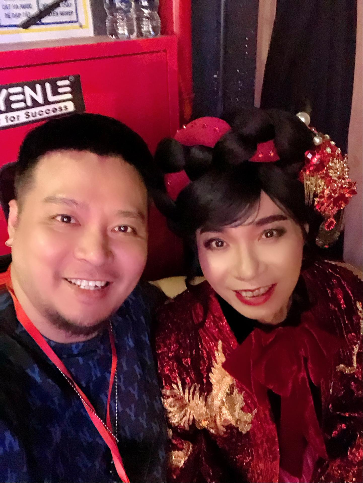 Anh Phạm Hồng Thái và NSND Công Lý. Ảnh: FBNV. Anh Phạm Hồng Thái và NSND Công Lý. Ảnh: FBNV.