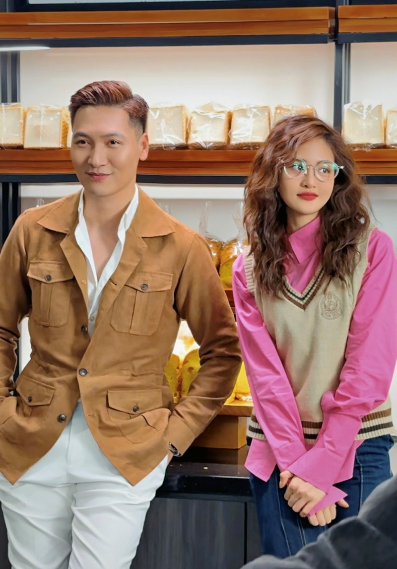 Thùy Anh và Mạnh Trường lần đầu đóng cặp. Ảnh: FBNV. Thùy Anh và Mạnh Trường lần đầu đóng cặp. Ảnh: FBNV.