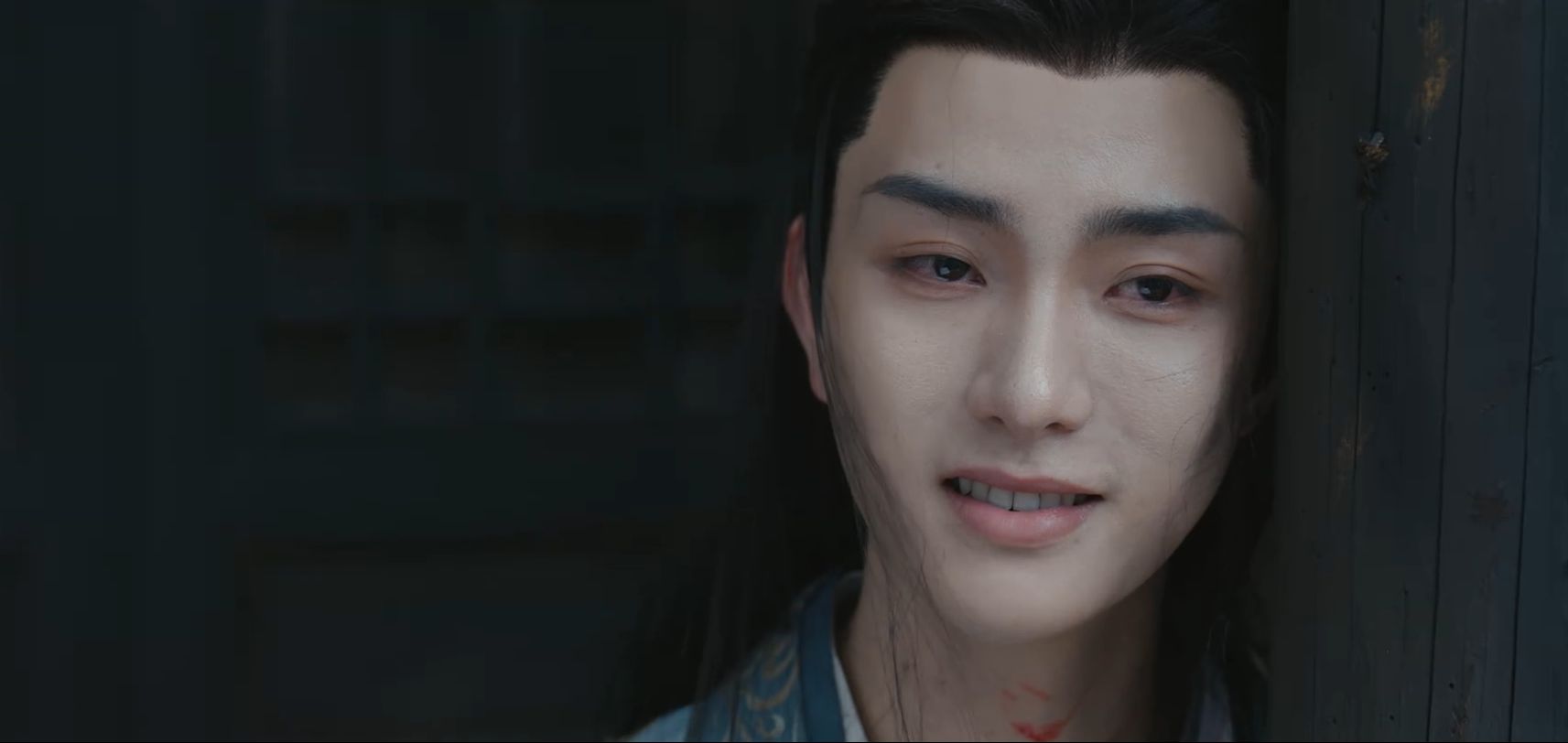 Lezbiyenlar mushuklarni yalaydilar