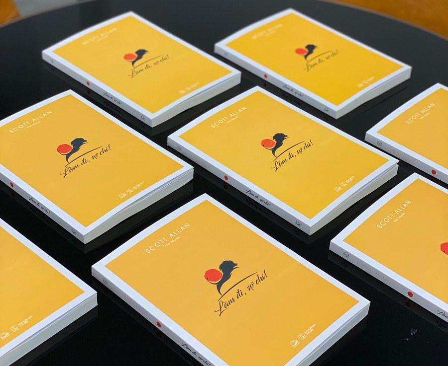 Chúng ta thường bị kiểm soát bởi nỗi sợ mơ hồ. Câu thần chú để thoát ra chính là: "Làm đi, sợ chi!" Chúng ta thường bị kiểm soát bởi nỗi sợ mơ hồ. Câu thần chú để thoát ra chính là: "Làm đi, sợ chi!"