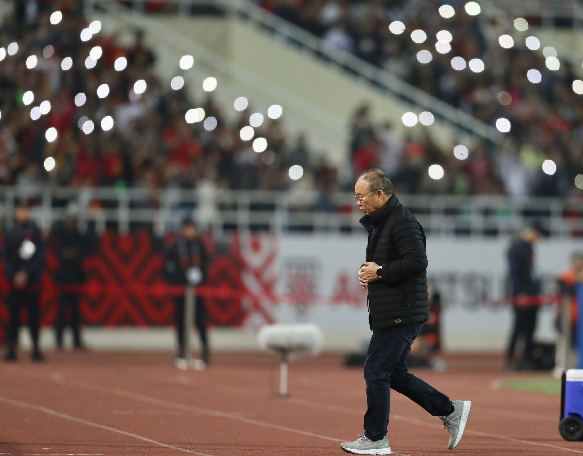 Người hâm mộ đang mong chờ một cái kết đẹp với HLV Park Hang-seo trong trận chung kết lượt về.