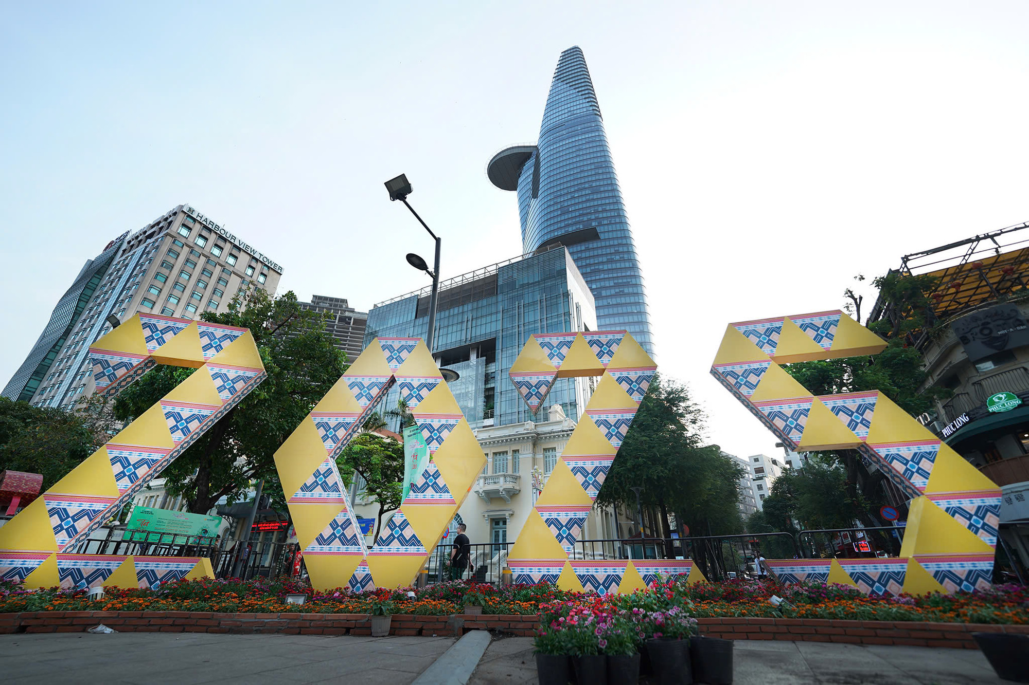 Năm 2025 được biến tấu với biểu tượng số hoá