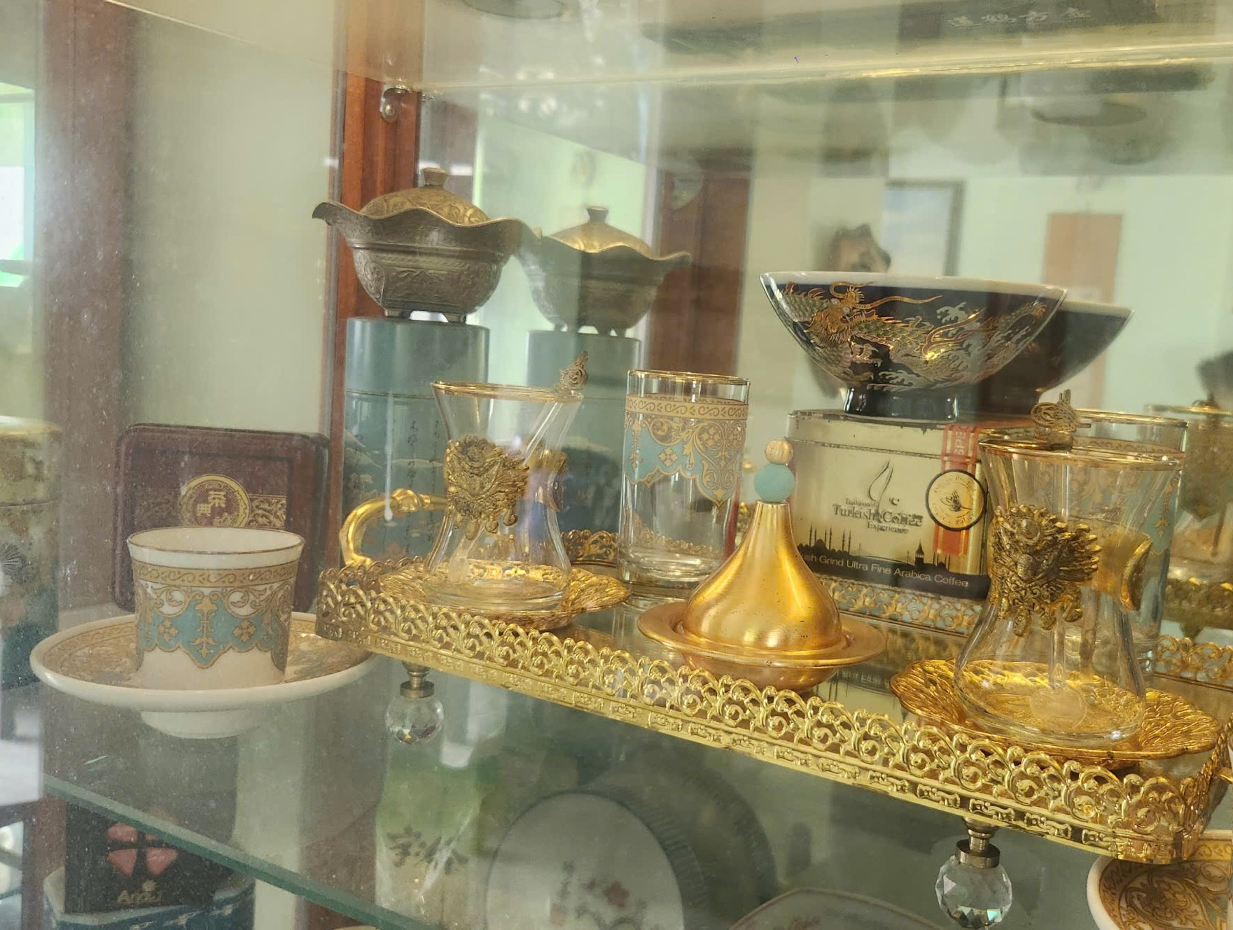 Bộ pha trà được dát vàng Bộ pha trà được dát vàng