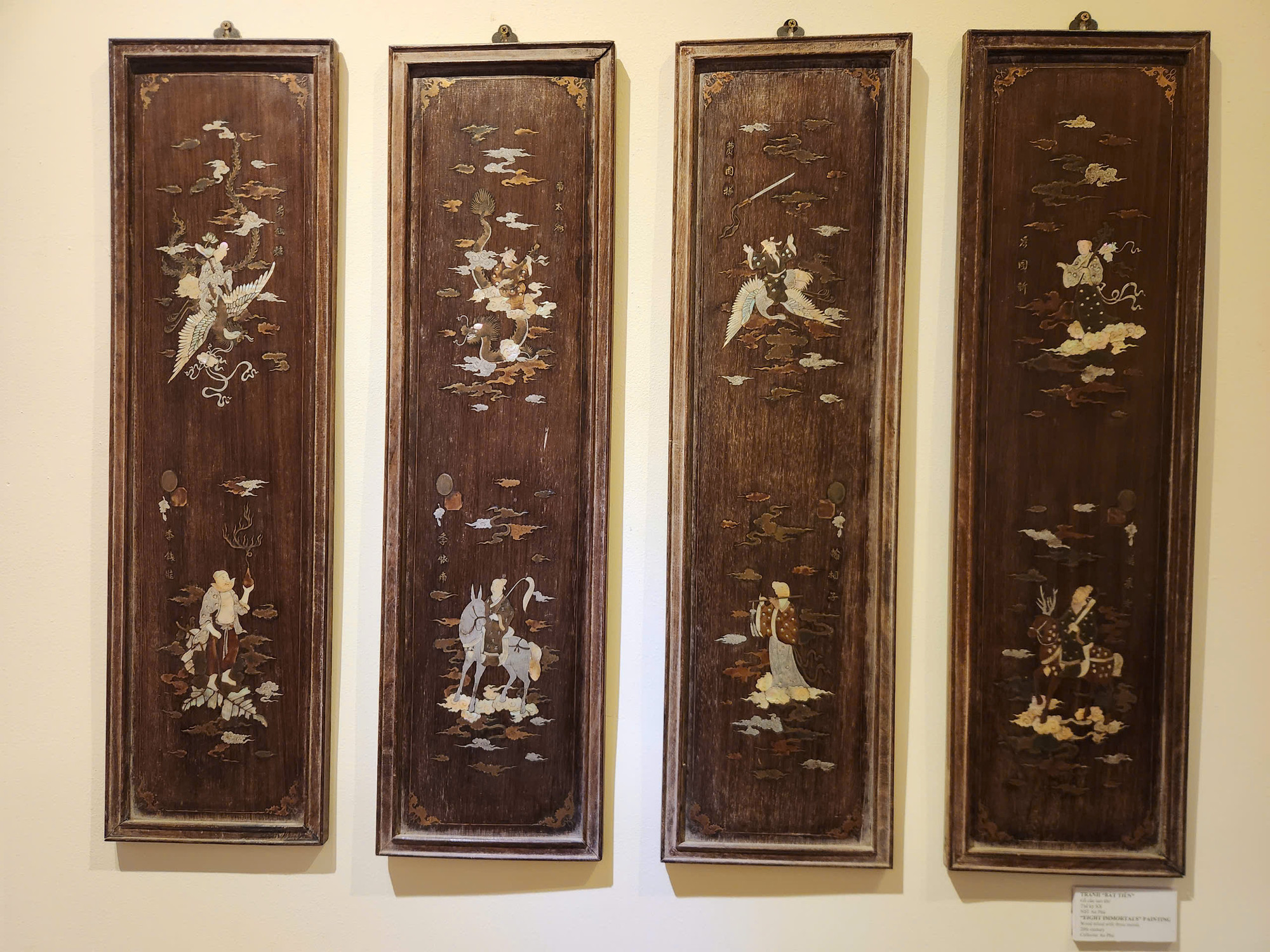 Tranh sơn mài "Bát tiên"