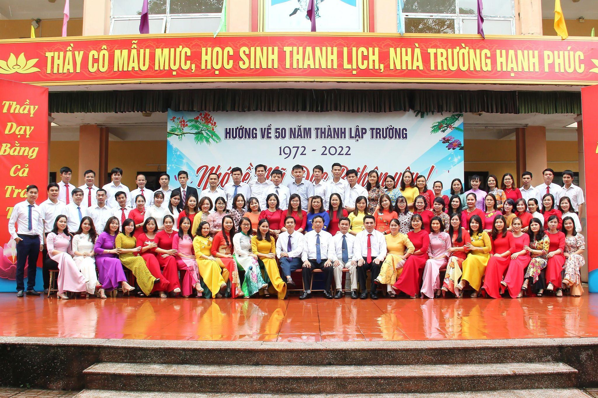 Trường THPT Mỹ Đức B TP Hà Nội: 50 năm xây dựng và trưởng thành