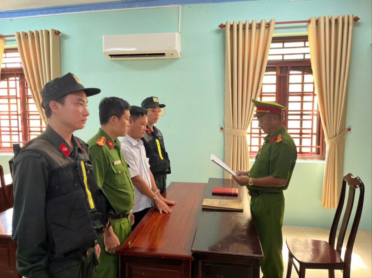 Triệt phá đường dây sản xuất, tiêu thụ máy biến áp giả quy mô lớn