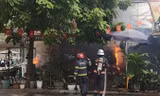 Hà Nội: Cháy quán cà phê ở Văn Phú, cột khói bốc nghi ngút