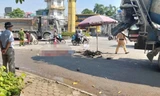 Hà Nội: Người phụ nữ đi xe máy tử vong sau va chạm với xe bồn