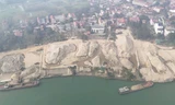 Khởi tố 3 đối tượng khai thác cát ngoài phạm vi, thu lợi bất chính hàng chục tỷ đồng 