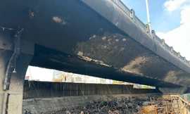 TPHCM chỉ đạo khẩn liên quan đến các bãi giữ xe dưới gầm cầu