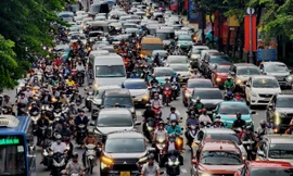 Cửa ngõ Tân Sơn Nhất ùn ứ trước kỳ nghỉ lễ Quốc khánh