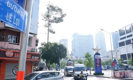 Hạn chế lưu thông trên đường Lê Lợi, phường Sài Gòn