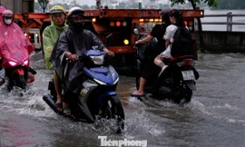 Mưa lớn ở TPHCM, có nơi vượt 200 mm
