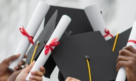 Hơn 500 nghiên cứu sinh bị loại khỏi chương trình tiến sĩ sau nhiều năm không tiến triển