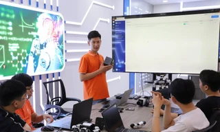 Đưa sinh viên công nghệ về địa phương hỗ trợ triển khai NQ57