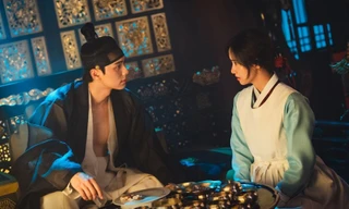 Nam chính của loạt phim mới trên Netflix bị thay thế 10 ngày trước khi quay, khiến khán giả 'sửng sốt'