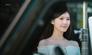 Triệu Lộ Tư với biệt danh mới 'Thiên tài đặt tên'