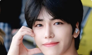 Thiệu Tử Hằng xuất hiện trong show 'Nhất lộ phồn hoa 2' gây choáng ngợp với 'visual đỉnh nóc con nhà nòi'