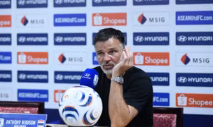 HLV Anthony Hudson: Quả penalty bị hỏng là bước ngoặt trận đấu...