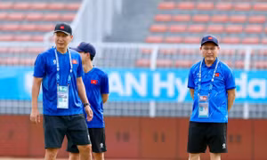 Chuyên gia Phan Anh Tú: Malaysia có thể đá thấp, phá lối chơi của đội tuyển Việt Nam