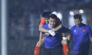 Thanh Nhàn chia tay U23 Việt Nam vì chấn thương (ảnh Anh Đoàn)