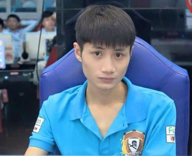 Game thủ Hồng Anh thời điểm trước khi phát hiện đường dây tổ chức đánh bạc nghìn tỷ qua game đế chế.