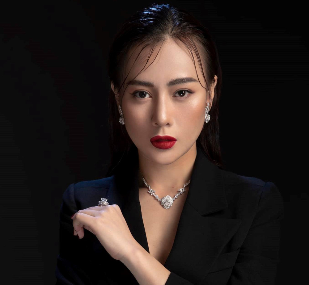 Phương Oanh chia sẻ hành trình để 'tự làm đại gia của chính mình' | Báo  điện tử Tiền Phong