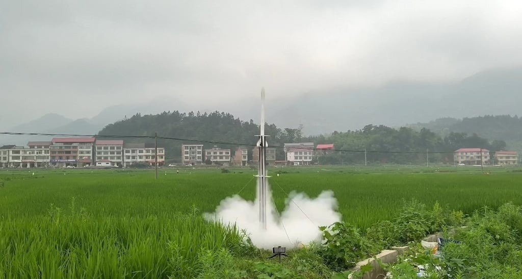 Chàng trai tự chế tên lửa thành công, đỗ luôn vào trường hàng không vũ trụ | Báo điện tử Tiền Phong