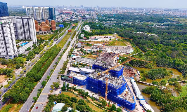 Lãi suất cho vay tăng cao ảnh hưởng ra sao đến thị trường bất động sản?