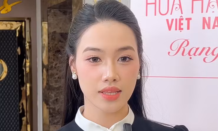 Người đẹp 20 tuổi được đặc cách ở Hoa hậu Việt Nam: 'Tôi ấn tượng với NSND Tự Long'