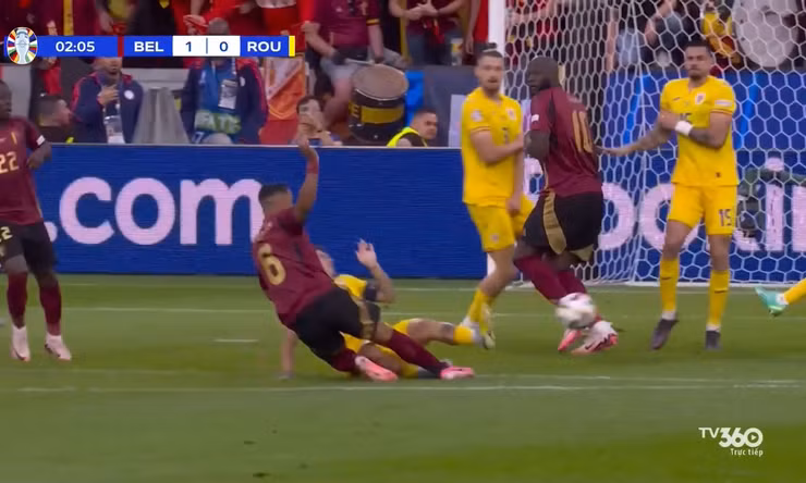 Highlights Bỉ vs Romania 2-0: Quỷ đỏ biến bảng E thành bảng tử thần 